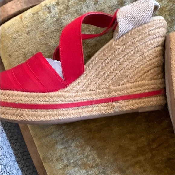 DKNY Red Espadrille Wedge Shoes - Picture 3 of 4
